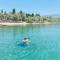 Architect designed house with pool and private beach - Erétria