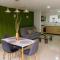 Beautiful, Luxurious, and Spacious Apt Envigado near El Poblado 101 - 恩维加多