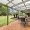 Dandjoo - hot tub, fire pit, outdoor entertainment