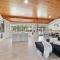 Dandjoo - hot tub, fire pit, outdoor entertainment