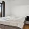 Awesome Home In Børkop With Kitchen