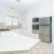 Glenelg House Modern 5QBed,1cot,3Bth, 4TV, Pet