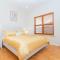 Glenelg House Modern 5QBed,1cot,3Bth, 4TV, Pet