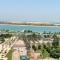 Panoramic Corniche Sea View Retreat - 阿布扎比