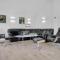 3 Bedroom Cozy Home In Bogø By