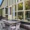 Amazing Home In Væggerløse With Kitchen - Bøtø By