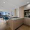 WOW Self-Contained Apartment on Tarver - ملبورن