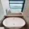 Nautilus View - Luxury Marina Getaway - Shellharbour