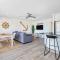 Surfers Paradise Riverfront Apartment
