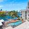 Surfers Paradise Riverfront Apartment
