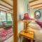 Bearwood House & Cottage