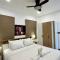 Khaolak House - Large 16 Meters Lap Swimming Pool - Khao Lak