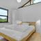 3 Bedroom Cozy Home In Bogø By