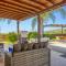 Villa Phoebe by Villa Plus