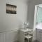4 Bedroom semi detached House London - Edgware