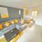 Ardenlee - Stylish 3 bed apt close to city, parking and WIFI - Belfast