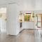 3 Bedroom Stunning Home In Væggerløse - Bøtø By