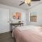 Beth Ln Breakaway Family Home-Blocks from Walmart HQ - بنتونفيل