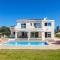 Villa Chrystalla by Villa Plus
