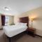 Risewell Kitchen Suites Pleasanton