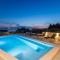 Luxury Villa RoMa 1 ,with heated saltwater pool, parking, high speed Internet, BBQ, - Bajnice