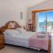 Villa Joanna Coral Bay by Villa Plus