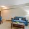 Kindersley All Suites Hotel
