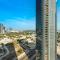 Blissful Stays at Downtown Views II- 5min walk to Dubai Mall, Burj Khalifa with Infinity Pool - Dubaj