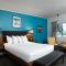 Royal 7 Budget Inn Motel