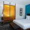 Royal 7 Budget Inn Motel
