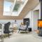Two-Bedroom Holiday Home With A Fireplace In Sjællands Odde