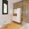 Lovely Home In Santa Susanna With Wifi