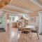 2 Bedroom Gorgeous Home In Tarm