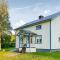 Gorgeous Home In Strömsund With Kitchen