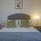 Professional Home 2 Home in City Centre - FREE PARKING - Hospital & University Walkable