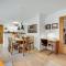 Cozy Apartment In Randers C With Wifi - Randers