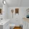4 Bedroom Stunning Home In Nexø - Neksø