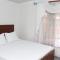 Airport SJO Residence - Edward & Familia Inn