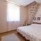 Gorgeous Home In Liznjan With Wifi - Ližnjan