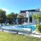 Holiday home with private outdoor pool, Gouesnac"h - Gouesnach
