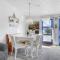 2 Bedroom Lovely Apartment In Nexø
