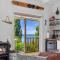 Kiwiana Bach - Lake Tarawera Holiday Home