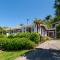 Kiwiana Bach - Lake Tarawera Holiday Home