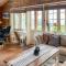 4 Bedroom Awesome Home In Nordfjordeid
