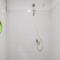 Homey and Nice Studio at Akasa Pure Living BSD Apartment By Travelio - 当格浪