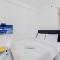 Homey and Nice Studio at Akasa Pure Living BSD Apartment By Travelio - 当格浪