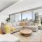 Stylish Double Storey Apt plus Harbour Bridge Views!