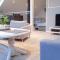 Cozy Apartment In Lyngdal With Wifi