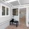 Manley St Retreat