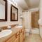 101 Streamside Lane condo